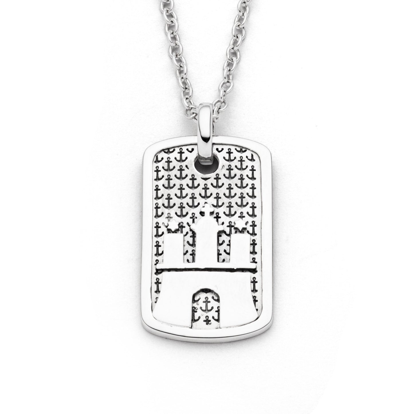 Silber Anhänger mit Ankern im Hintergrund und Hamburger Motiv im Vordergrund