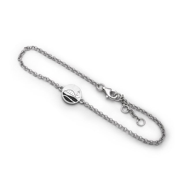 Silberarmband mit Leuchtturm & Teepott Warnemünde, Lavasand-Wellen