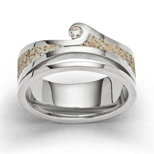 Ring mit Strandsandwelle und Zirkonia, gefasst in rhodiniertem 925er Sterlingsilber.