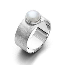 Lade das Bild in den Galerie-Viewer, Ring &quot;Betty&quot;
